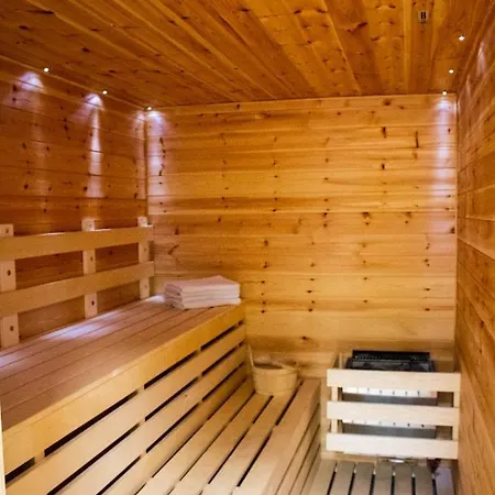 Апартаменты Aranyos Hill