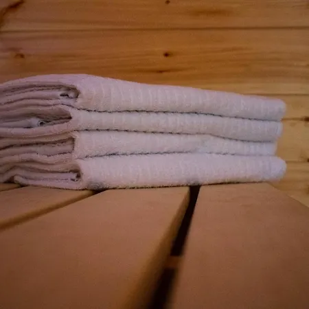 Aranyos Hill דירה