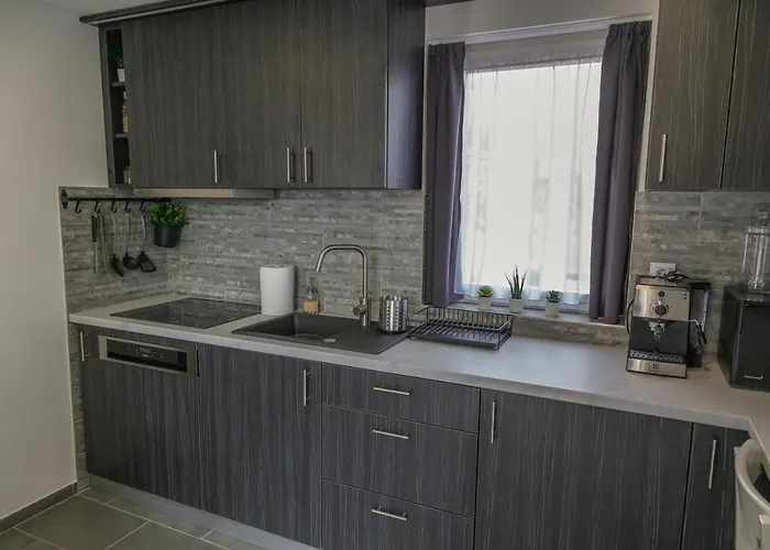 Aranyos Hill דירה