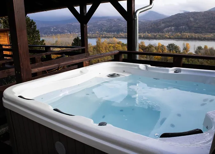 Aranyos Hill דירה